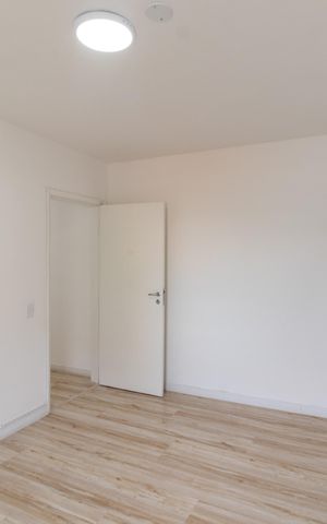 Casa à venda com 190m², 4 quartos e 4 vagas Casa à venda com 190m², 4 quartos e 4 vagasSuíte