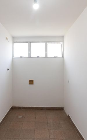 Casa à venda com 190m², 4 quartos e 4 vagas Casa à venda com 190m², 4 quartos e 4 vagasBanheiro da Suíte