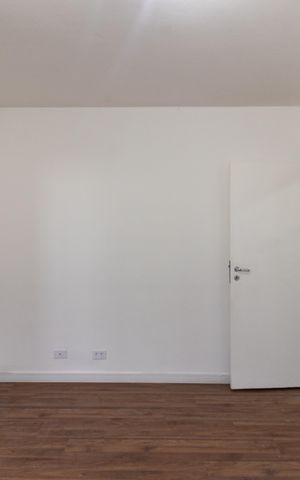Casa à venda com 190m², 4 quartos e 4 vagas Casa à venda com 190m², 4 quartos e 4 vagasCopa