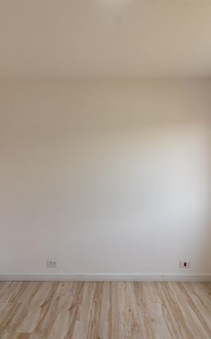 Casa à venda com 190m², 4 quartos e 4 vagas Casa à venda com 190m², 4 quartos e 4 vagasQuarto 3