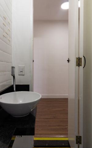 Casa à venda com 190m², 4 quartos e 4 vagas Casa à venda com 190m², 4 quartos e 4 vagasLavabo