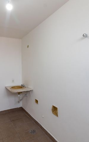 Casa à venda com 190m², 4 quartos e 4 vagas Casa à venda com 190m², 4 quartos e 4 vagasBanheiro da Suíte