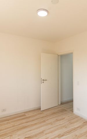 Casa à venda com 190m², 4 quartos e 4 vagas Casa à venda com 190m², 4 quartos e 4 vagasQuarto 2