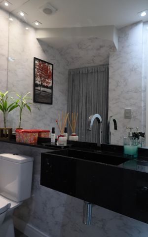 Casa de condomínio à venda com 134m², 3 quartos e 2 vagasLavabo