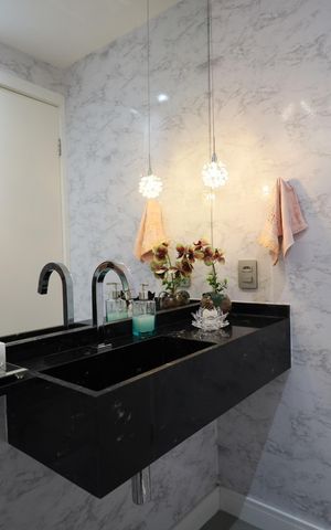 Casa de condomínio à venda com 134m², 3 quartos e 2 vagasLavabo