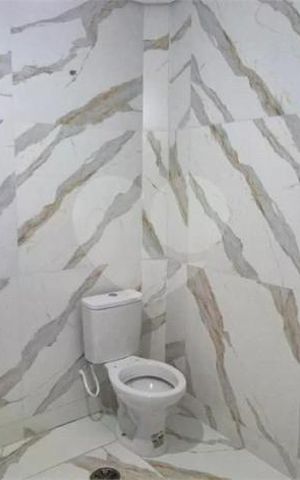 Casa à venda com 122m², 2 quartos e 1 vaga