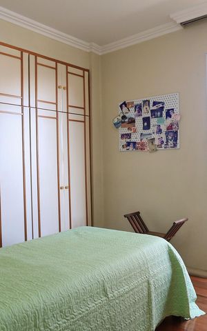 Apartamento à venda com 141m², 4 quartos e 2 vagas Apartamento à venda com 141m², 4 quartos e 2 vagasQuarto