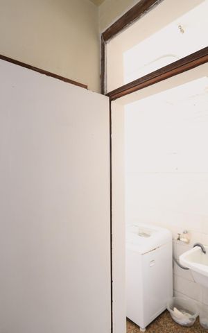 Apartamento à venda com 141m², 4 quartos e 2 vagas Apartamento à venda com 141m², 4 quartos e 2 vagasQuarto de Serviço