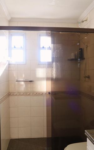 Apartamento à venda com 141m², 4 quartos e 2 vagas Apartamento à venda com 141m², 4 quartos e 2 vagasBanheiro