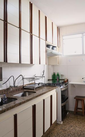 Apartamento à venda com 141m², 4 quartos e 2 vagas Apartamento à venda com 141m², 4 quartos e 2 vagasCozinha
