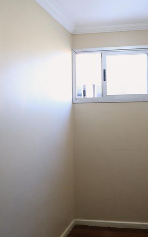 Apartamento à venda com 141m², 4 quartos e 2 vagas Apartamento à venda com 141m², 4 quartos e 2 vagasSala/Quarto