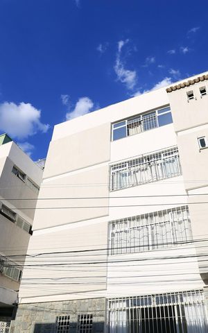 Apartamento à venda com 141m², 4 quartos e 2 vagas Apartamento à venda com 141m², 4 quartos e 2 vagasFachada