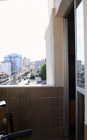 Apartamento à venda com 141m², 4 quartos e 2 vagas Apartamento à venda com 141m², 4 quartos e 2 vagasVaranda