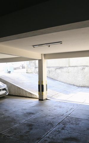Apartamento à venda com 141m², 4 quartos e 2 vagas Apartamento à venda com 141m², 4 quartos e 2 vagasGaragem
