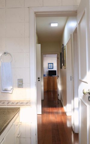 Apartamento à venda com 141m², 4 quartos e 2 vagas Apartamento à venda com 141m², 4 quartos e 2 vagasBanheiro