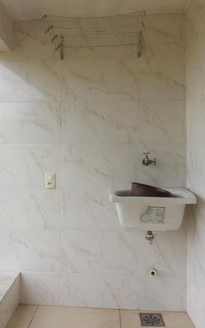 Casa de condomínio para alugar com 350m², 3 quartos e 3 vagasVaranda
