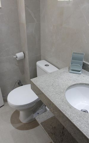 Casa de condomínio para alugar com 350m², 3 quartos e 3 vagasBanheiro da Suíte 2