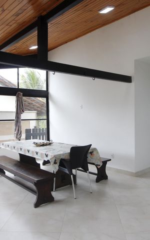 Casa de condomínio para alugar com 350m², 3 quartos e 3 vagasCozinha