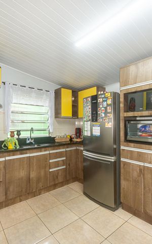 Casa à venda com 112m², 2 quartos e 1 vaga Casa à venda com 112m², 2 quartos e 1 vagaCozinha