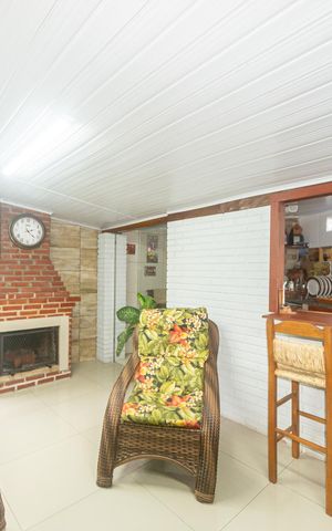 Casa à venda com 112m², 2 quartos e 1 vaga Casa à venda com 112m², 2 quartos e 1 vagaSala