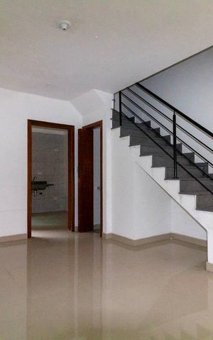 Casa de condomínio à venda com 62m², 2 quartos e 1 vaga Casa de condomínio à venda com 62m², 2 quartos e 1 vagaSala