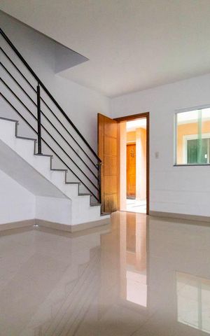 Casa de condomínio à venda com 62m², 2 quartos e 1 vaga Casa de condomínio à venda com 62m², 2 quartos e 1 vagaSala