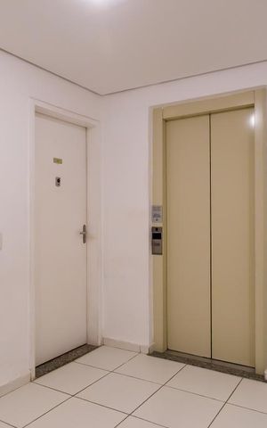 Apartamento à venda com 49m², 2 quartos e 1 vaga Apartamento à venda com 49m², 2 quartos e 1 vagaHall