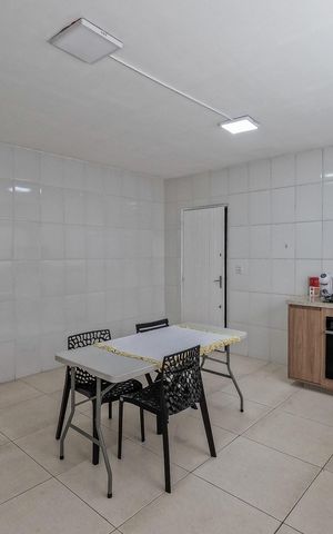 Casa à venda com 250m², 6 quartos e sem vaga