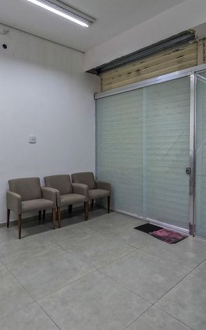 Casa à venda com 250m², 6 quartos e sem vaga