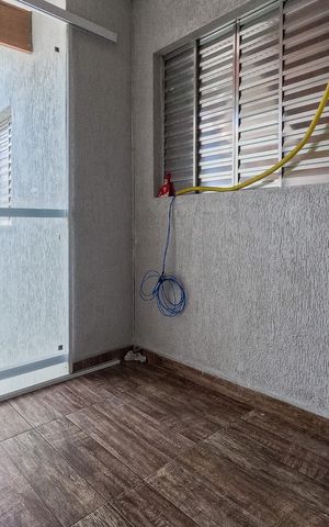 Casa à venda com 250m², 6 quartos e sem vaga