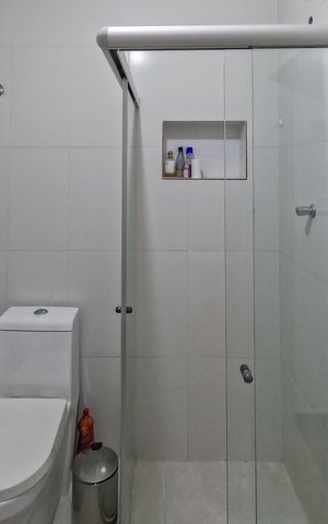 Casa à venda com 250m², 6 quartos e sem vaga