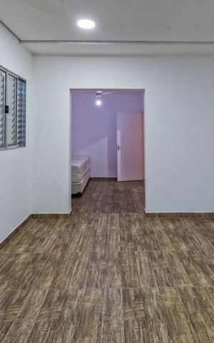 Casa à venda com 250m², 6 quartos e sem vaga