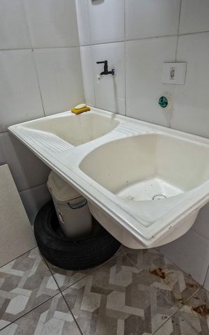 Casa à venda com 250m², 6 quartos e sem vaga