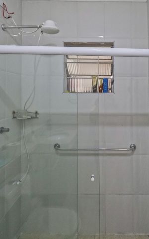Casa à venda com 250m², 6 quartos e sem vaga