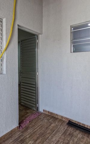 Casa à venda com 250m², 6 quartos e sem vaga