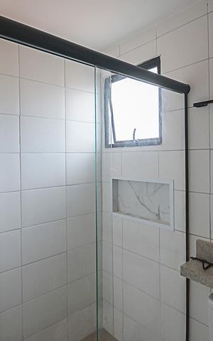 Apartamento à venda com 55m², 2 quartos e 1 vaga Apartamento à venda com 55m², 2 quartos e 1 vagaBanheiro