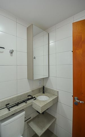 Apartamento à venda com 55m², 2 quartos e 1 vaga Apartamento à venda com 55m², 2 quartos e 1 vagaBanheiro