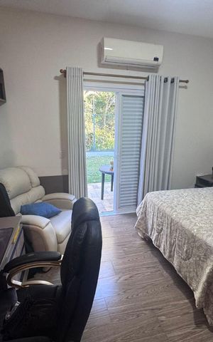 Casa à venda com 151m², 3 quartos e 4 vagas