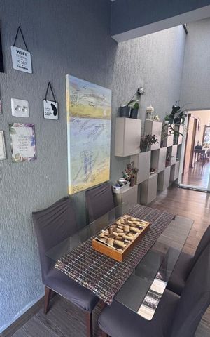 Casa à venda com 151m², 3 quartos e 4 vagas