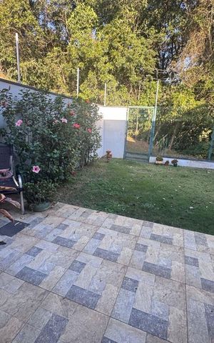 Casa à venda com 151m², 3 quartos e 4 vagas