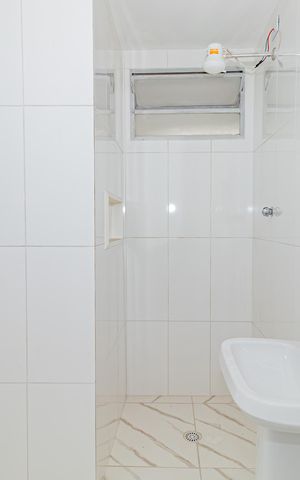 Apartamento para alugar com 65m², 2 quartos e 1 vaga Apartamento para alugar com 65m², 2 quartos e 1 vagaBanheiro