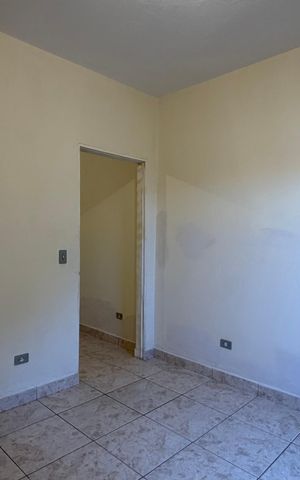 Casa para alugar com 48m², 1 quarto e sem vaga