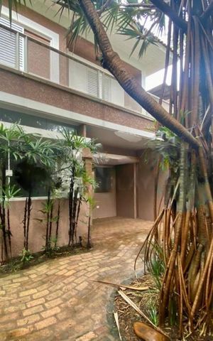Casa à venda com 280m², 5 quartos e 2 vagas
