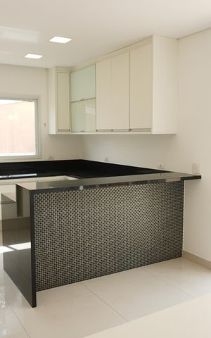 Casa de condomínio à venda com 217m², 2 quartos e 4 vagasCozinha
