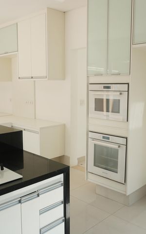 Casa de condomínio à venda com 217m², 2 quartos e 4 vagasCozinha