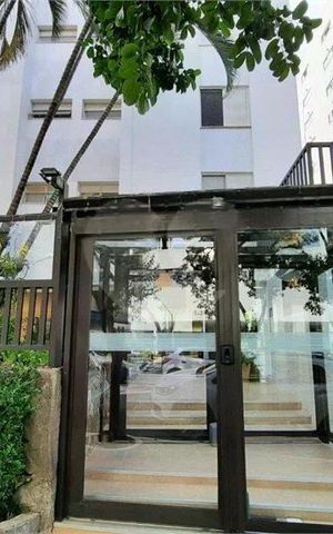 Apartamento à venda com 130m², 3 quartos e 2 vagas