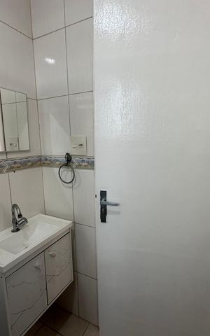 Apartamento para alugar com 65m², 2 quartos e 1 vaga Apartamento para alugar com 65m², 2 quartos e 1 vagaBanheiro 1