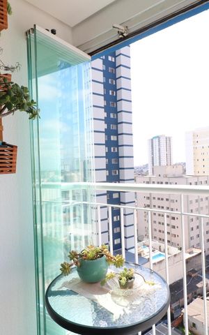 Apartamento à venda com 57m², 3 quartos e 2 vagas Apartamento à venda com 57m², 3 quartos e 2 vagasVaranda