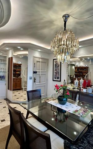 Apartamento à venda com 164m², 3 quartos e 2 vagas Apartamento à venda com 164m², 3 quartos e 2 vagasSala