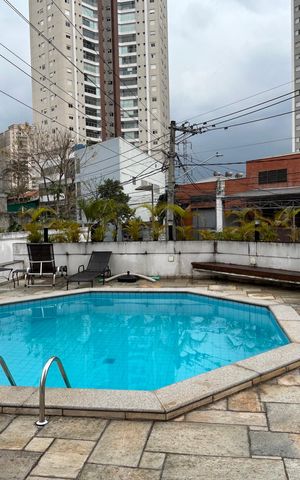 Apartamento à venda com 164m², 3 quartos e 2 vagas Apartamento à venda com 164m², 3 quartos e 2 vagasPiscina